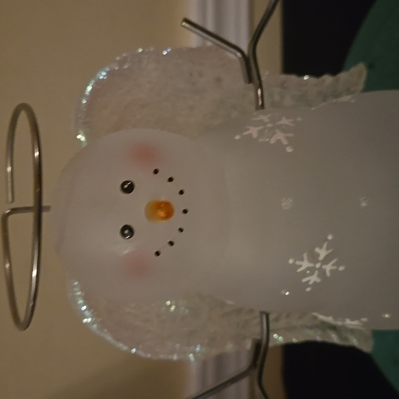 Frosted glasss Snow Angel - Picture 5 of 7